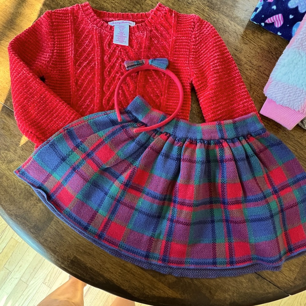 SOLD Tommy Bahama Holiday Outfit